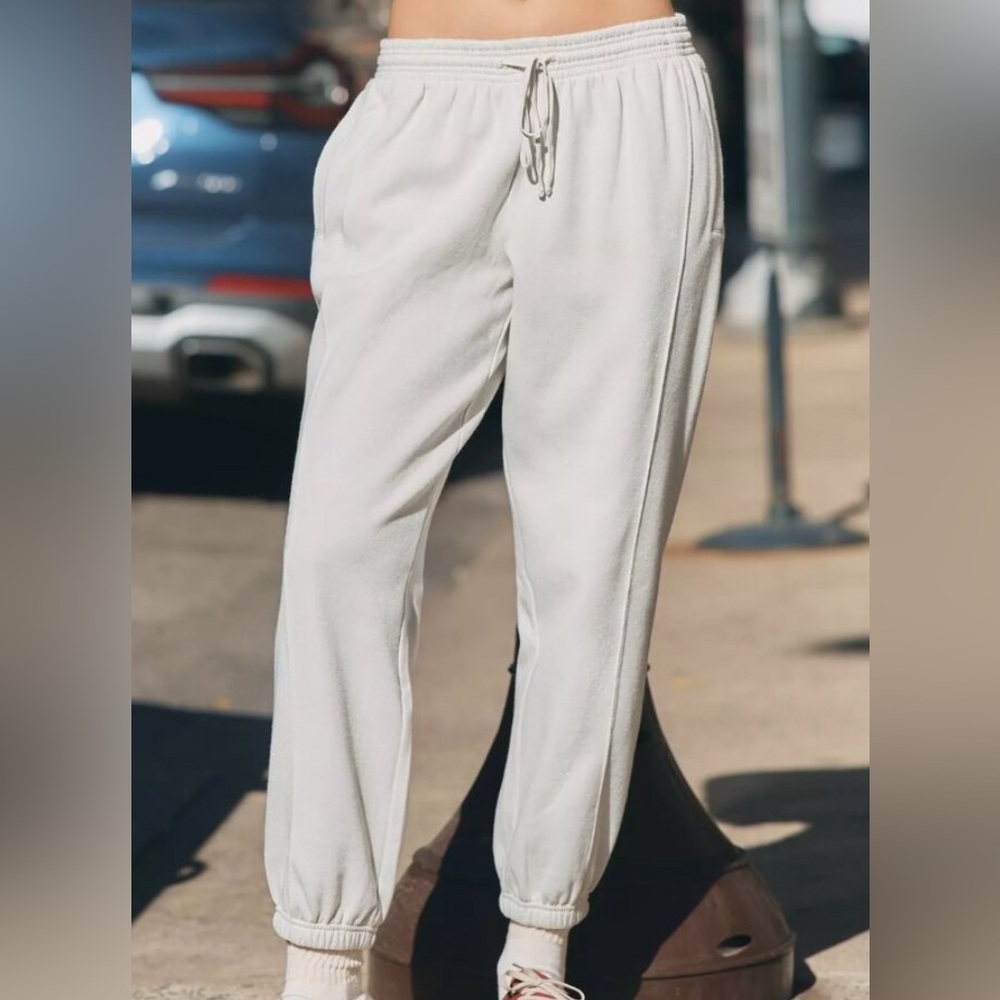 NWT Daily Practice Women's Stylish Light Cream Joggers - M - Anthropologie